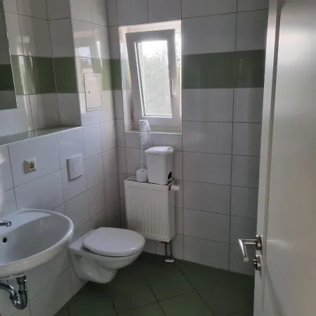 Appartmenthaus Zum Goldstern Monteurswohnung * Stassfurt